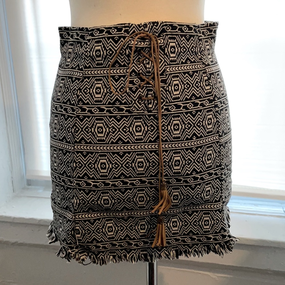 Lioness Skirt
